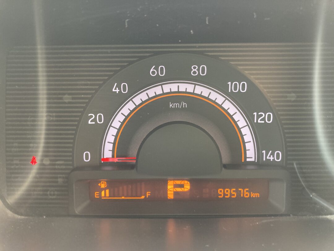 モコ7852