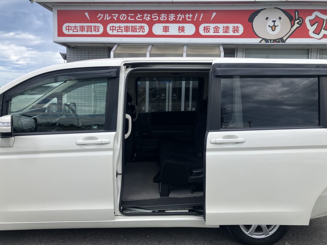 ステップワゴン 7576
