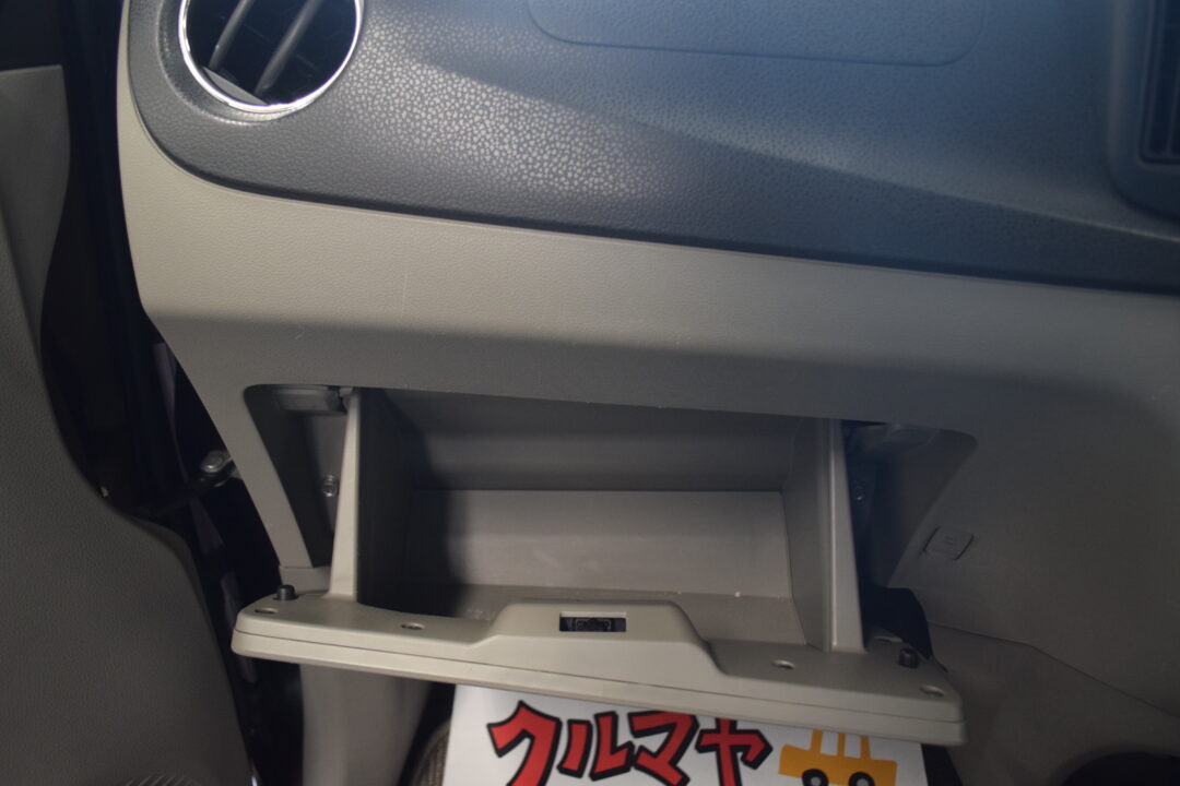 ミライース8936