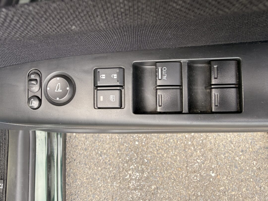 N-BOX 8151