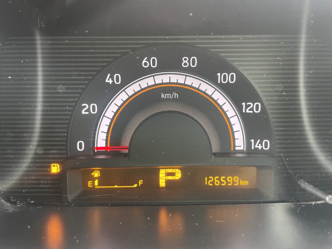 モコ 5761