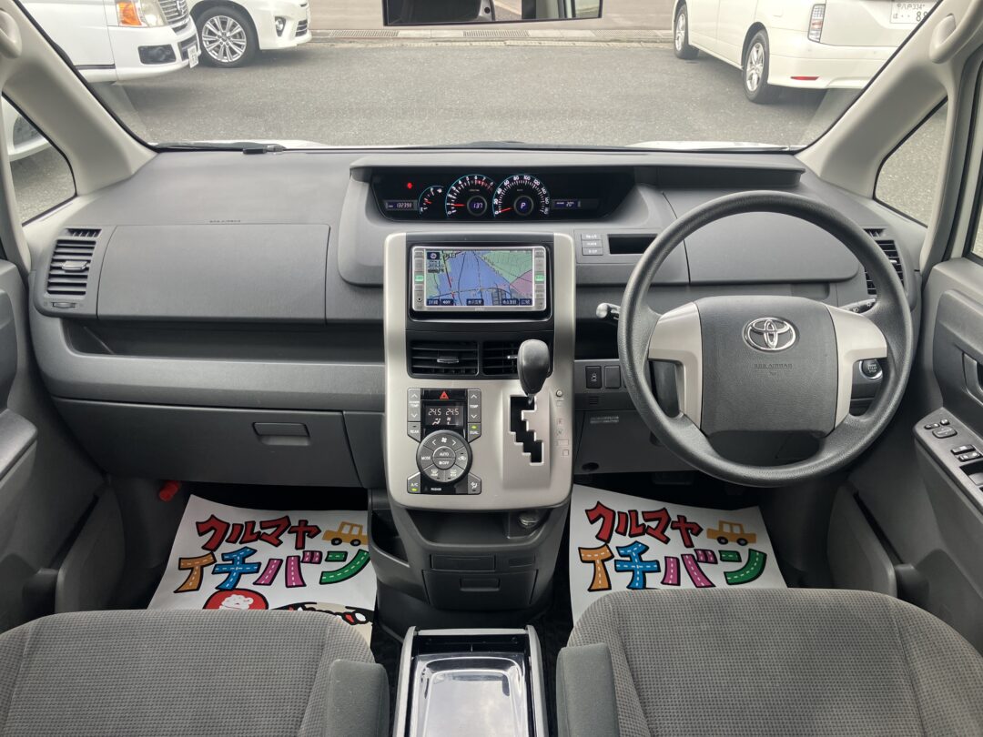 ヴォクシー 3474
