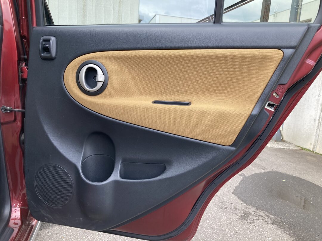 ミラジーノ 7617