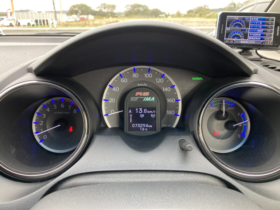 フィットハイブリッド 5024