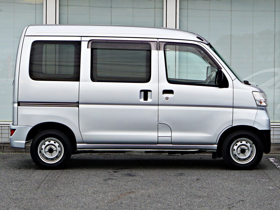 ハイゼットカーゴ 6705