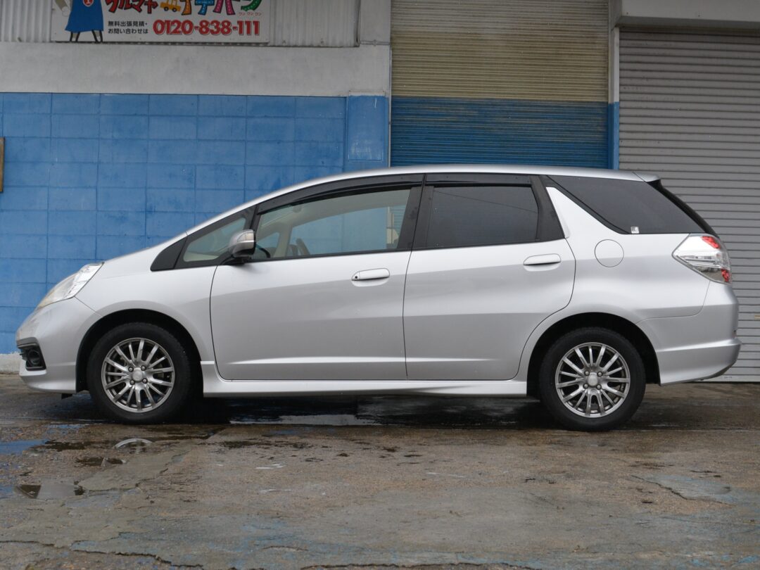 フィットシャトル 1002