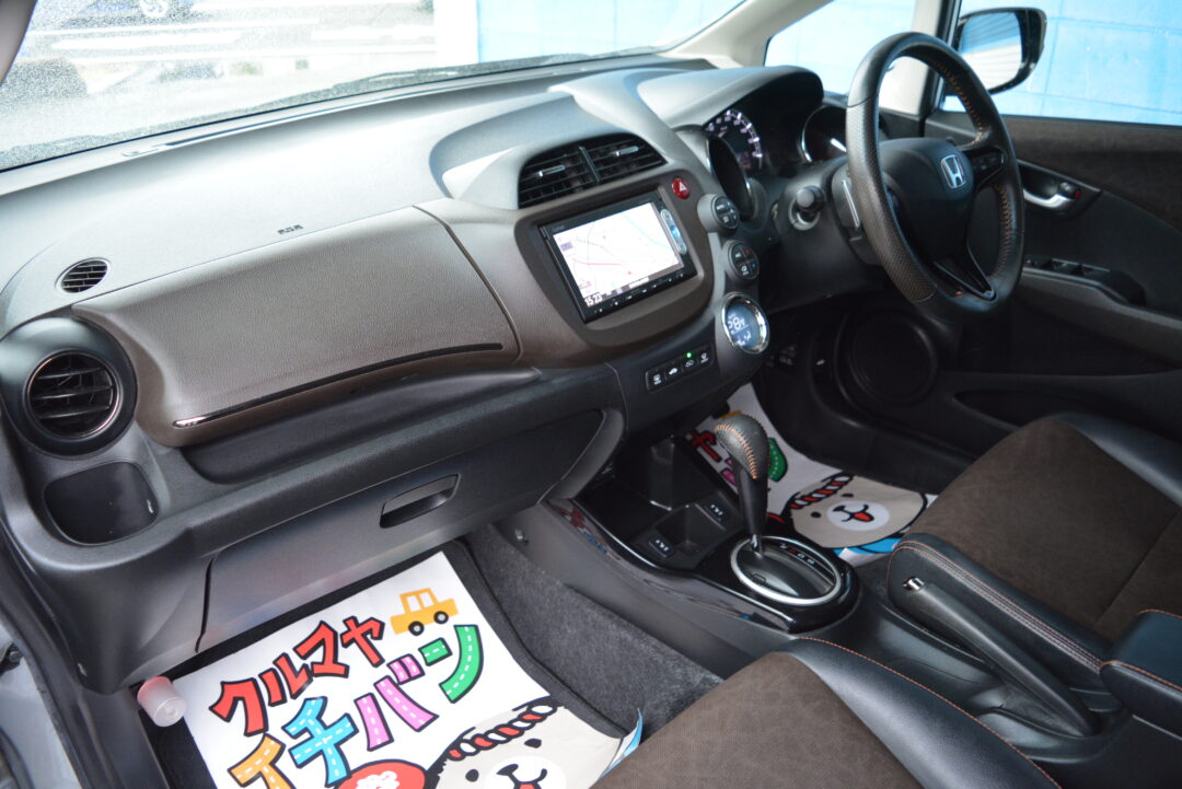 フィットシャトル 1002