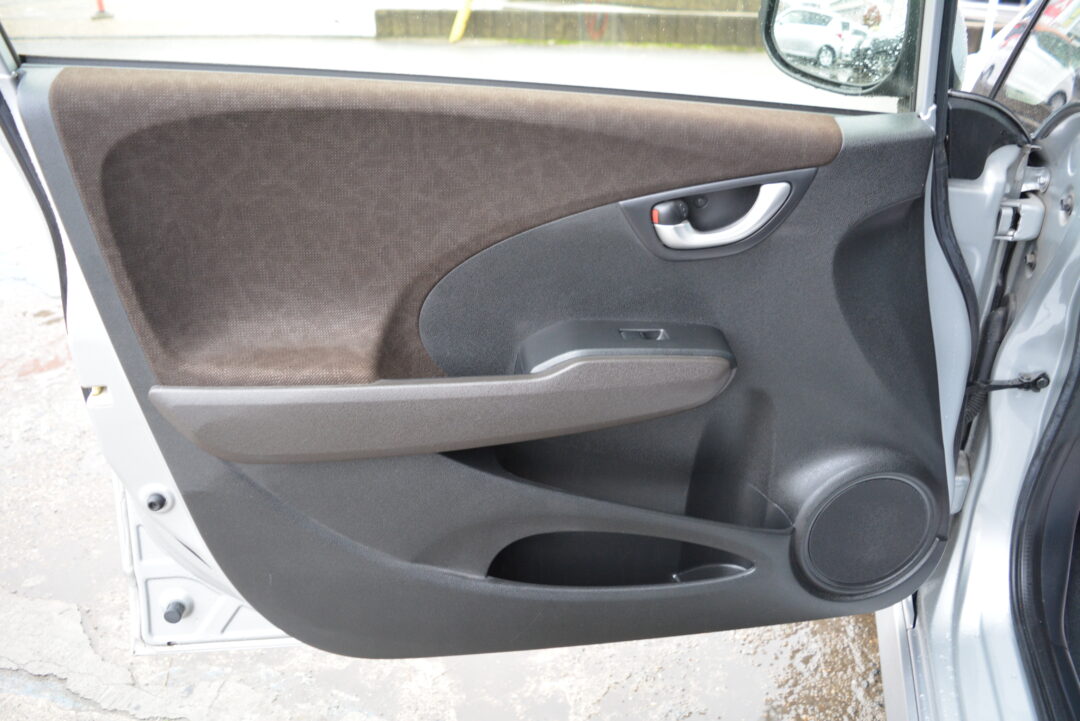 フィットシャトル 1002