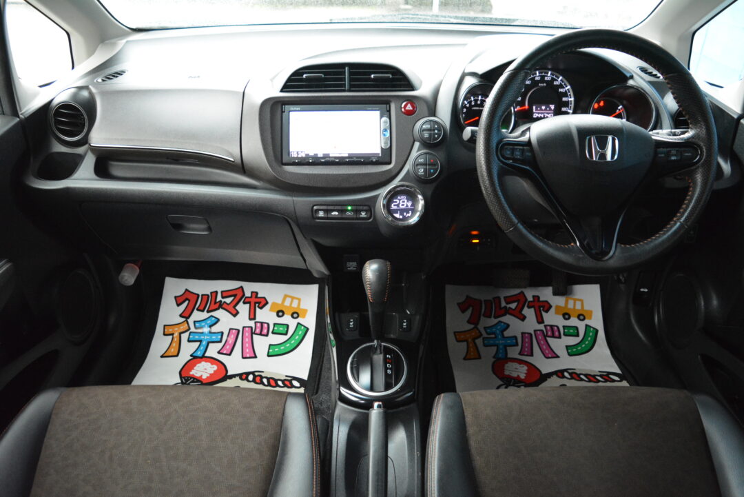 フィットシャトル 1002