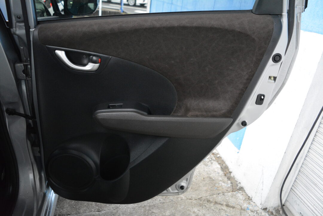 フィットシャトル 1002