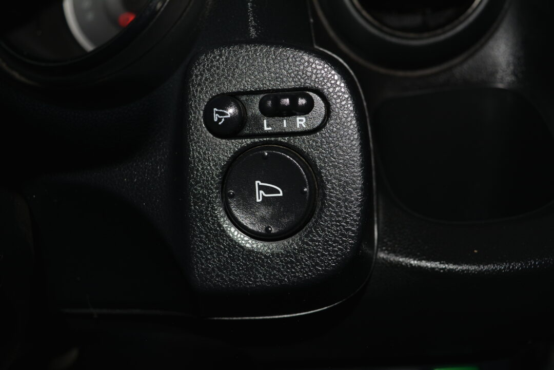 フィットシャトル 1002