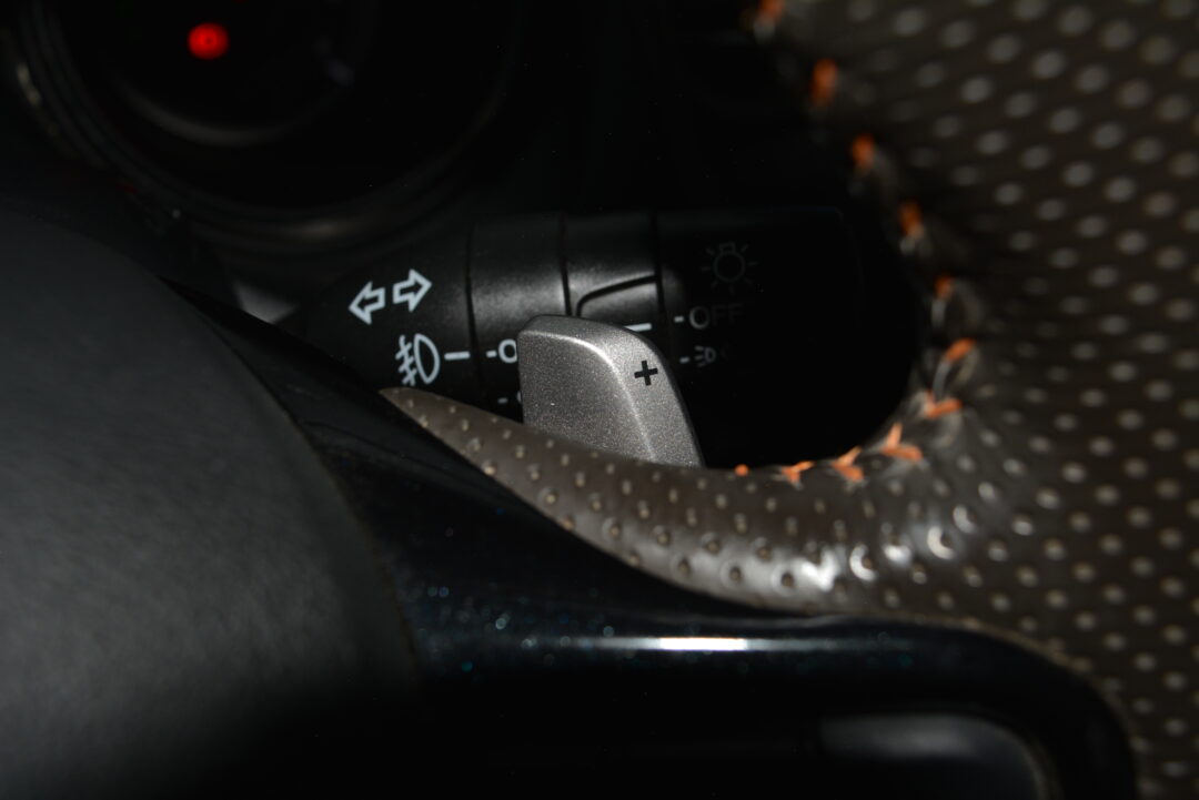 フィットシャトル 1002