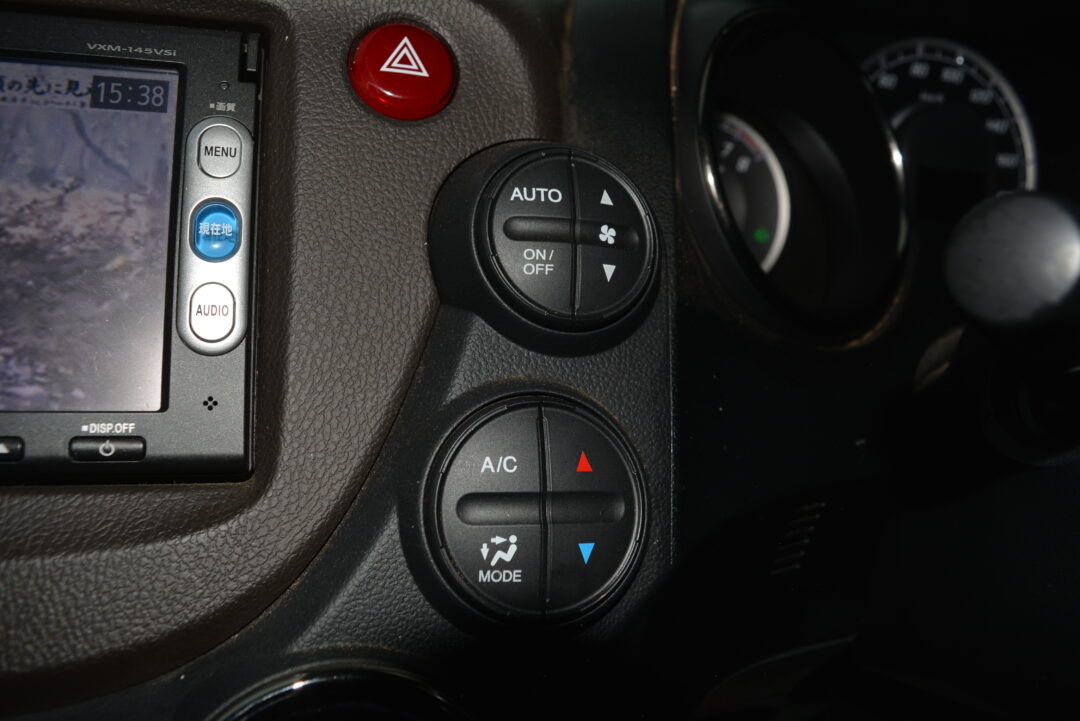 フィットシャトル 1002