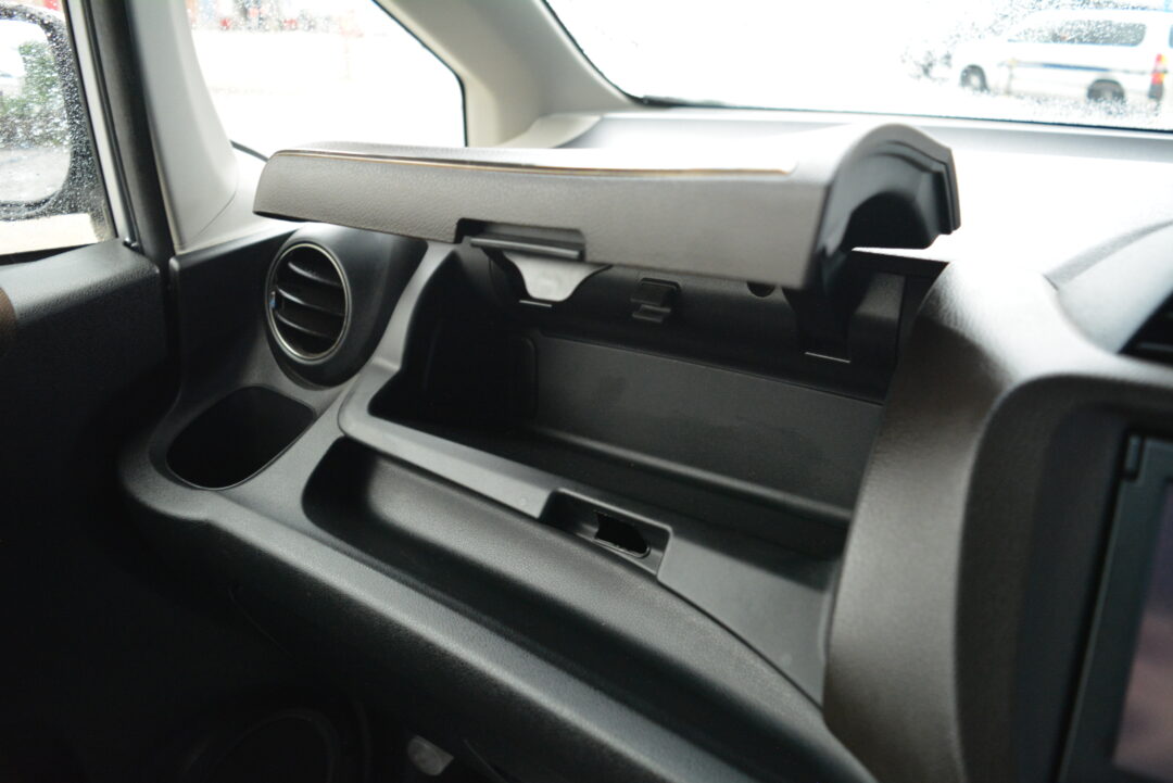 フィットシャトル 1002