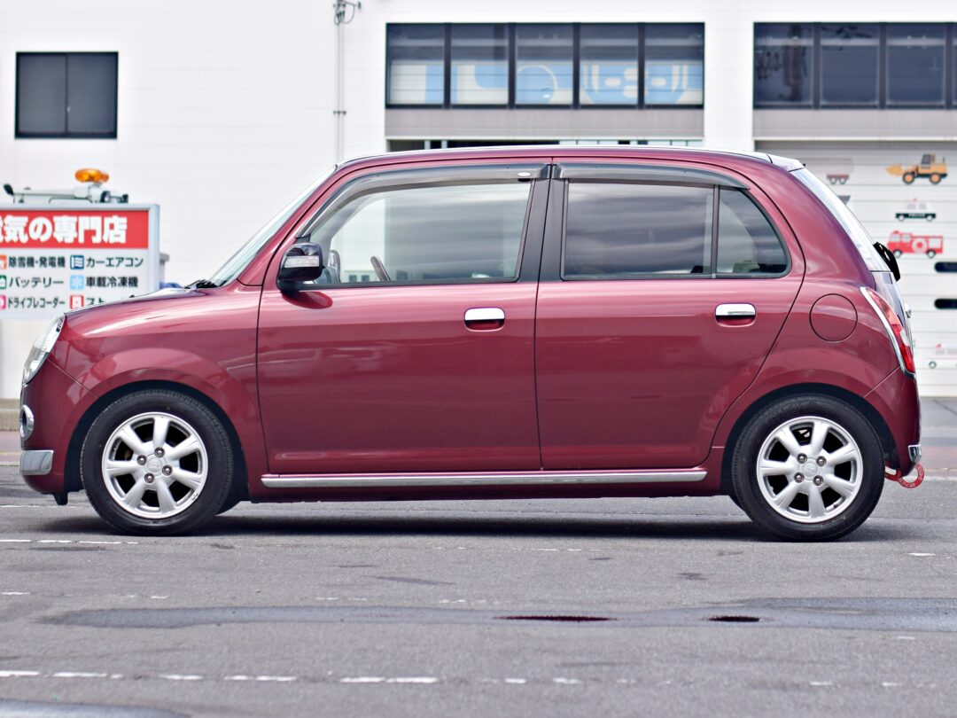 ミラジーノ 7617