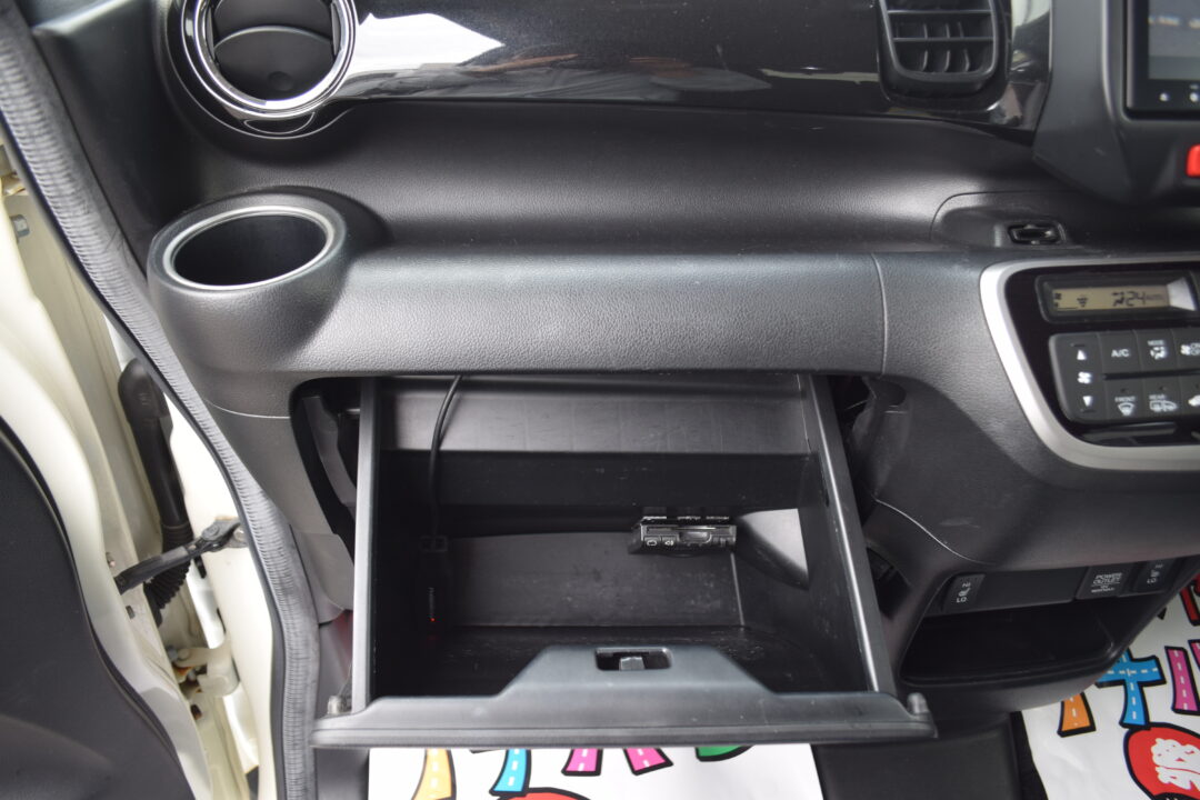 N-BOX 5670