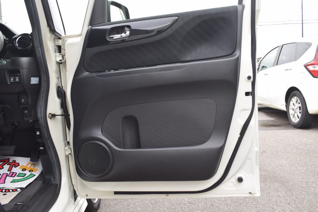 N-BOX 5670