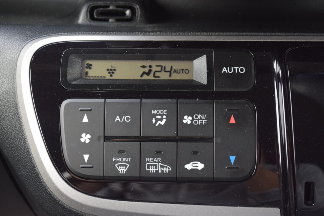 N-BOX 5670