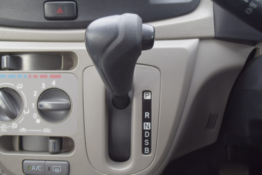 ミライース 8629