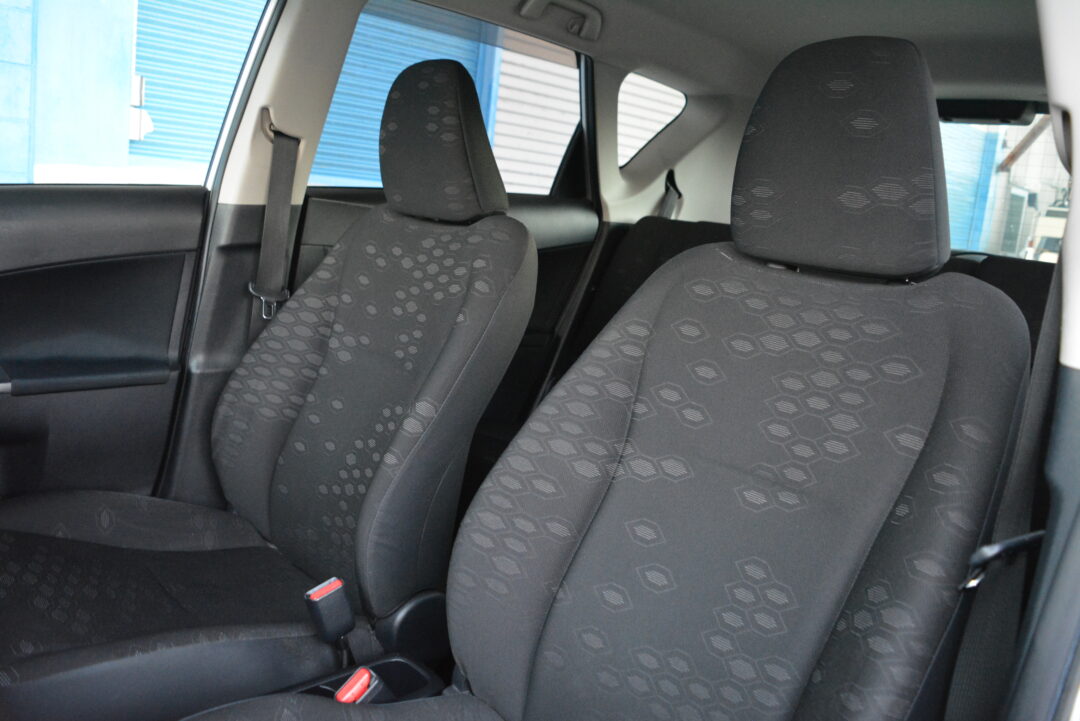 ラクティス 7899