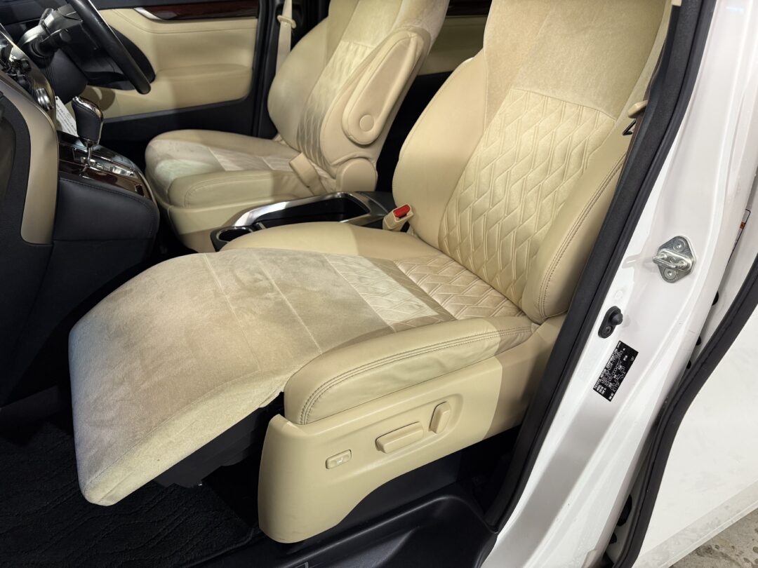 アルファード 4252