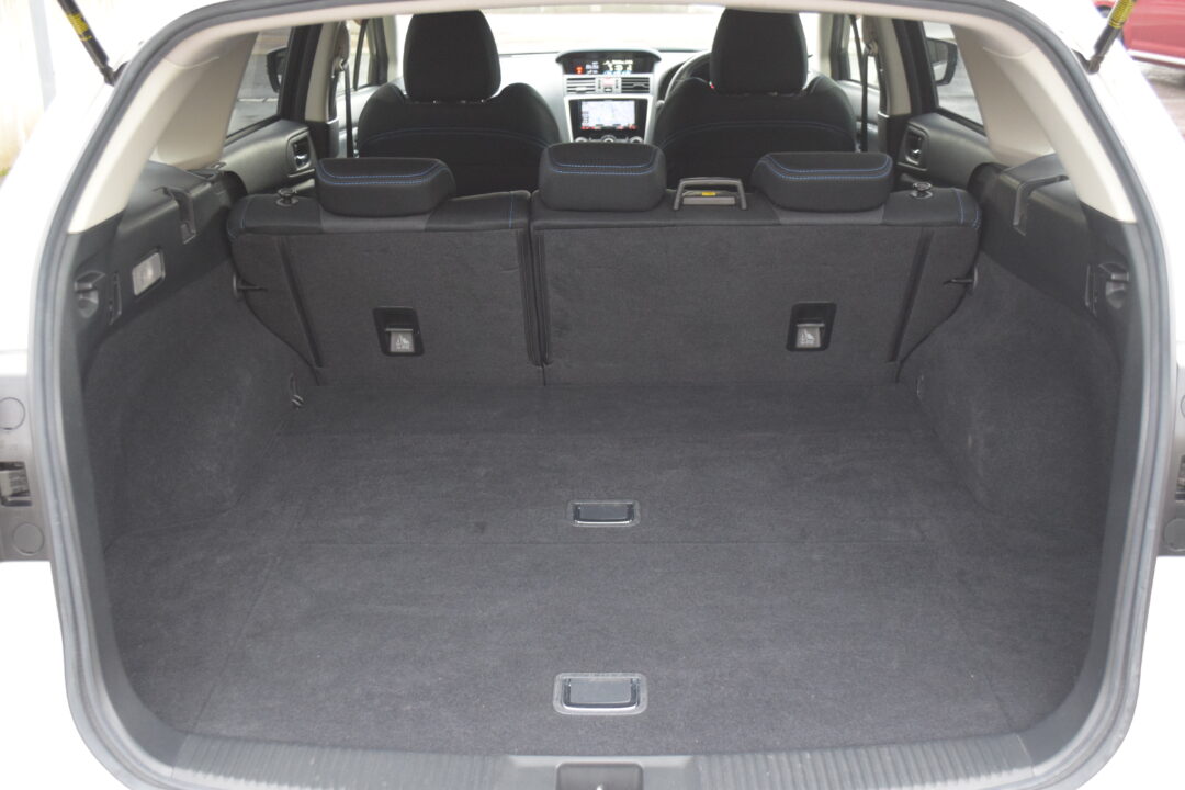 レヴォーグ 3223