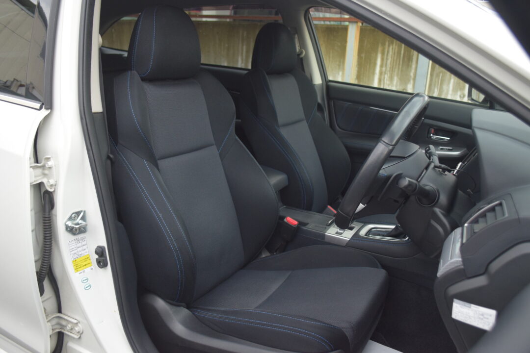 レヴォーグ 3223