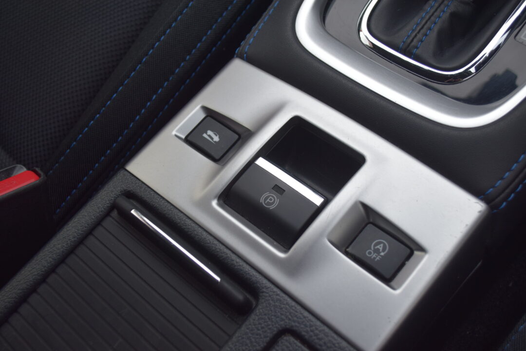 レヴォーグ 3223