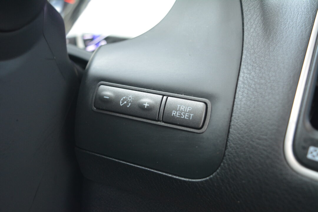 スカイライン8896