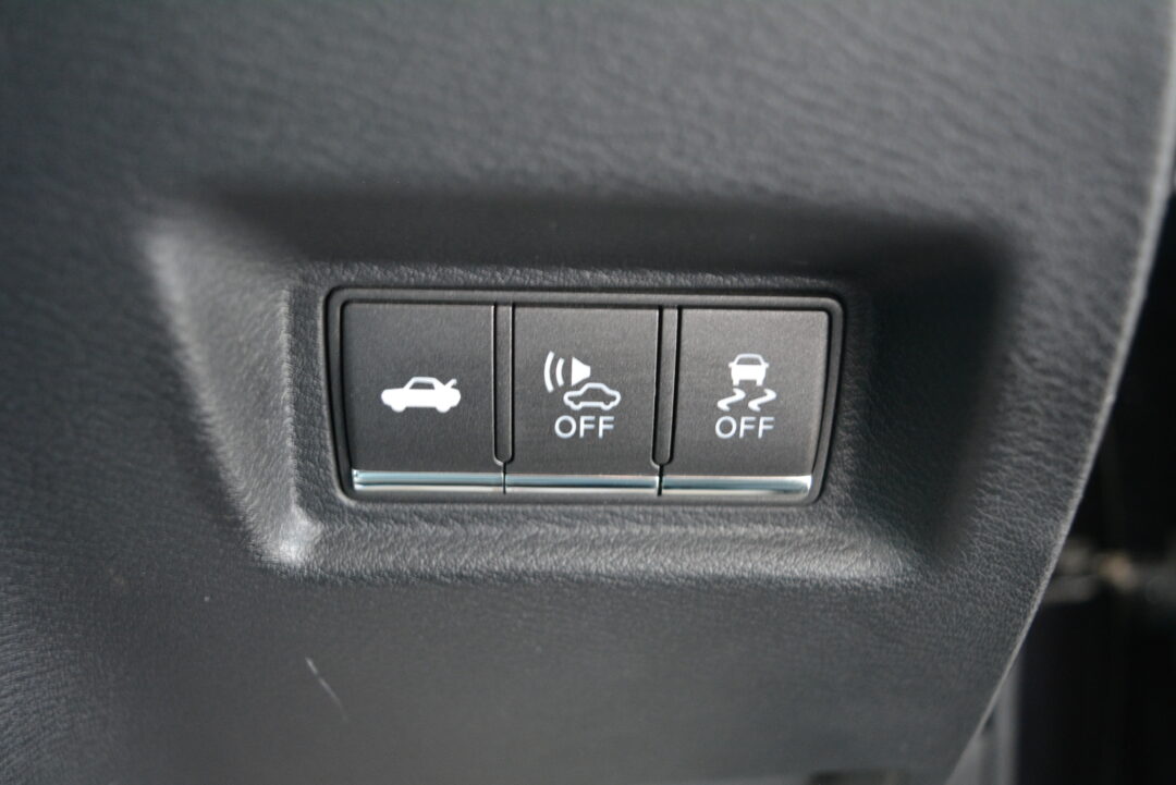 スカイライン8896