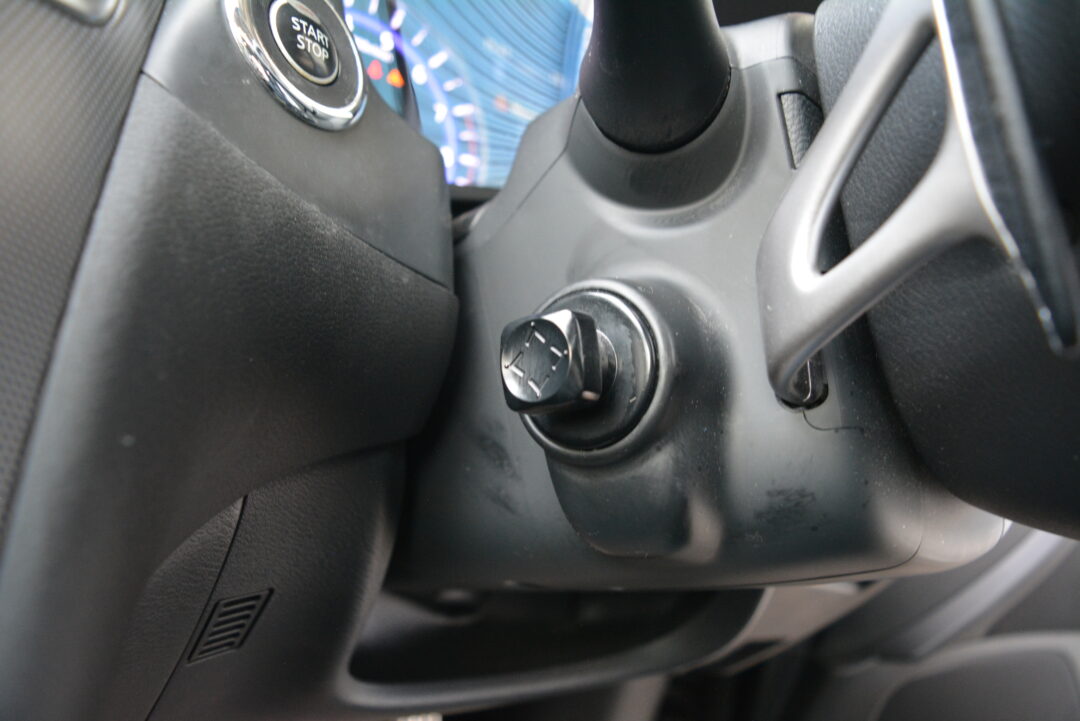 スカイライン8896