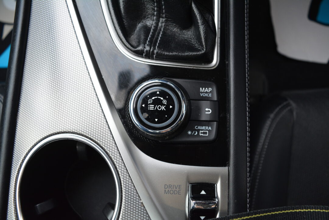 スカイライン8896