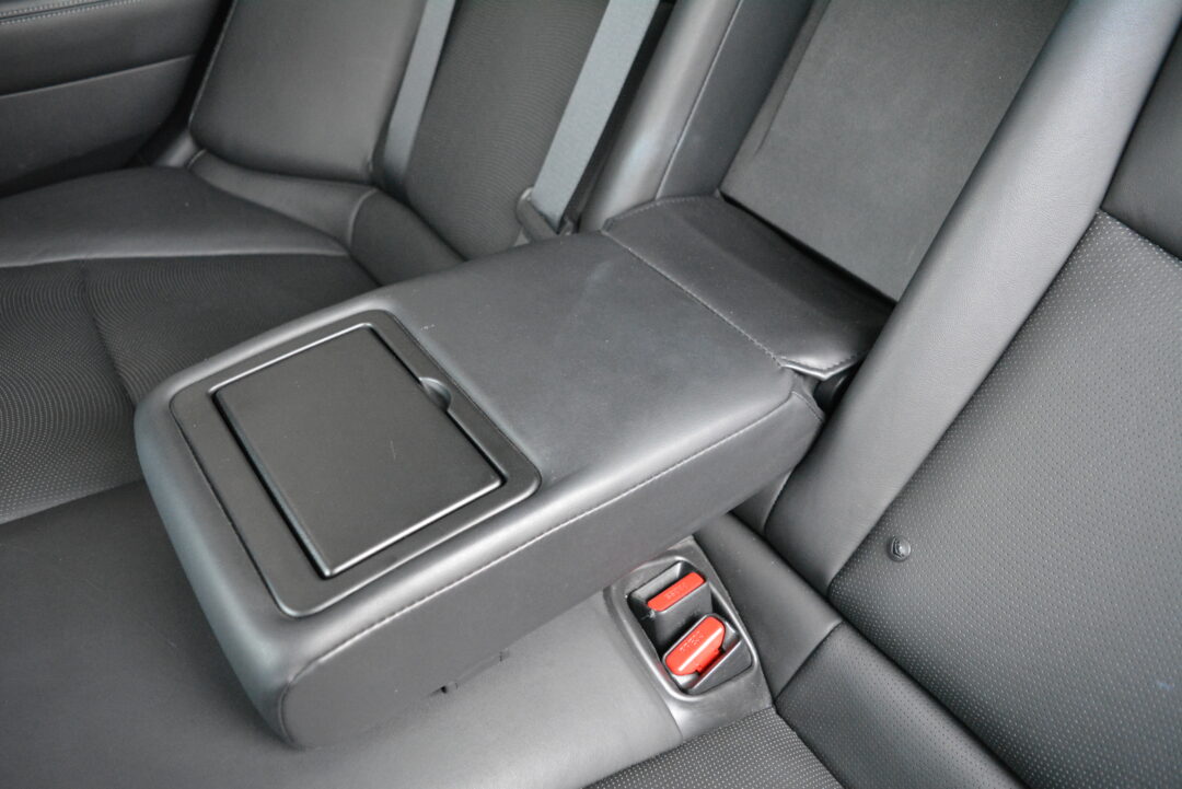 スカイライン8896