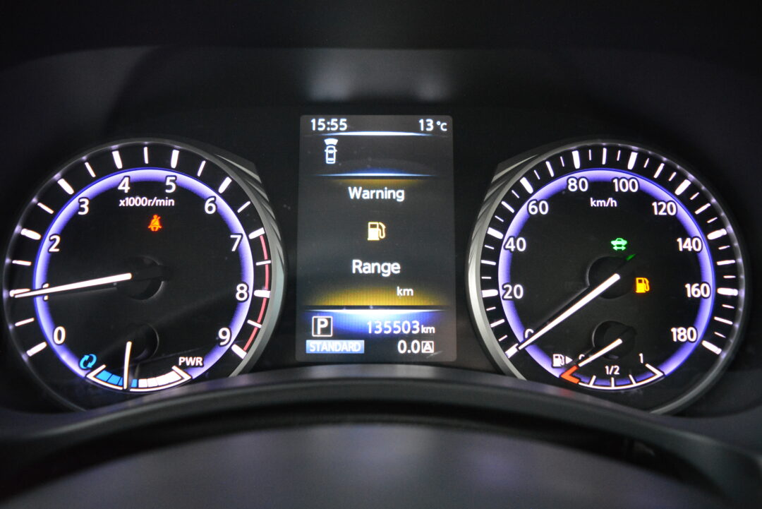 スカイライン8896