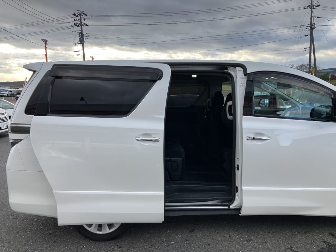 ヴェルファイア 5920