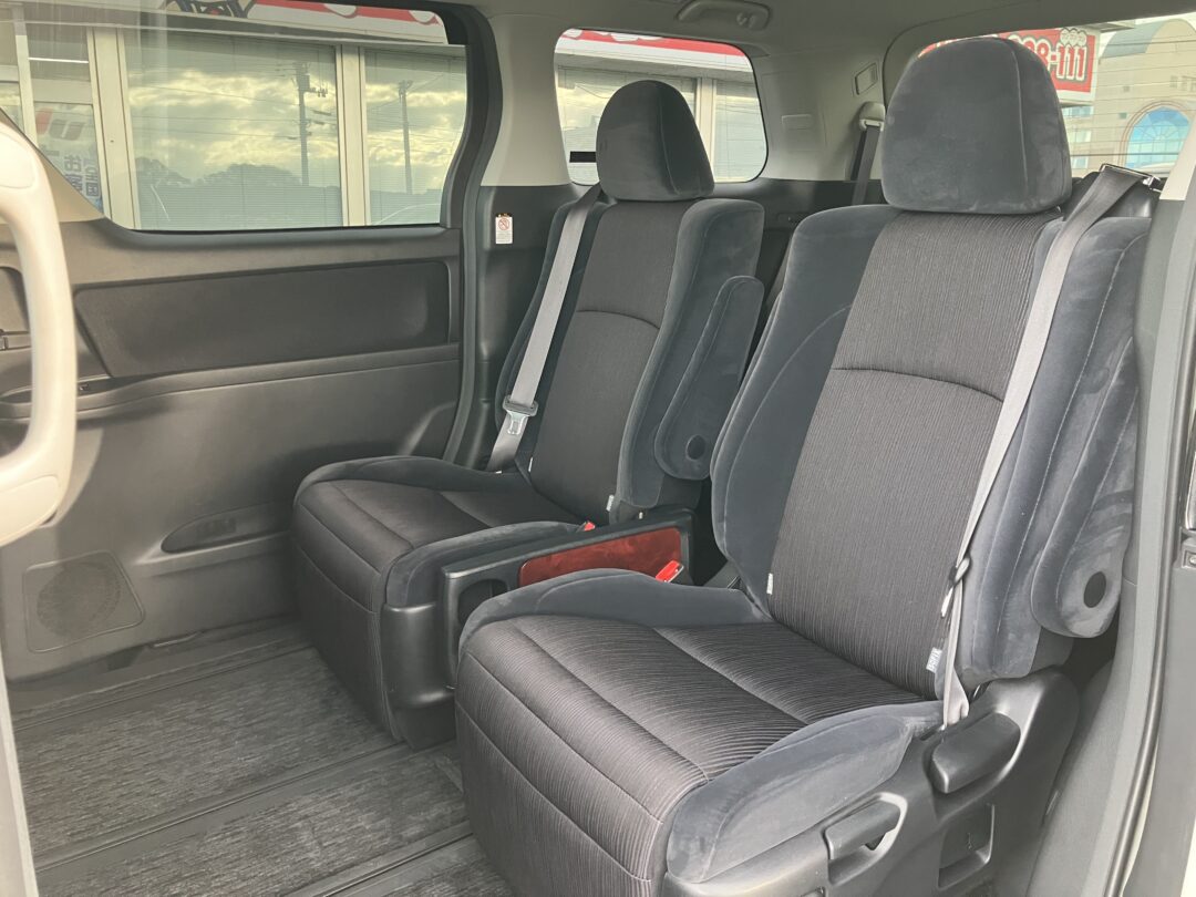 ヴェルファイア 5920