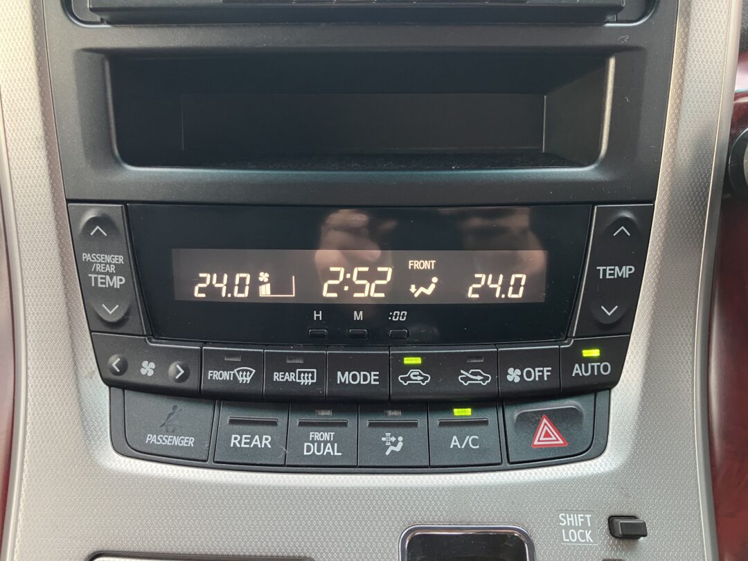 ヴェルファイア 5920