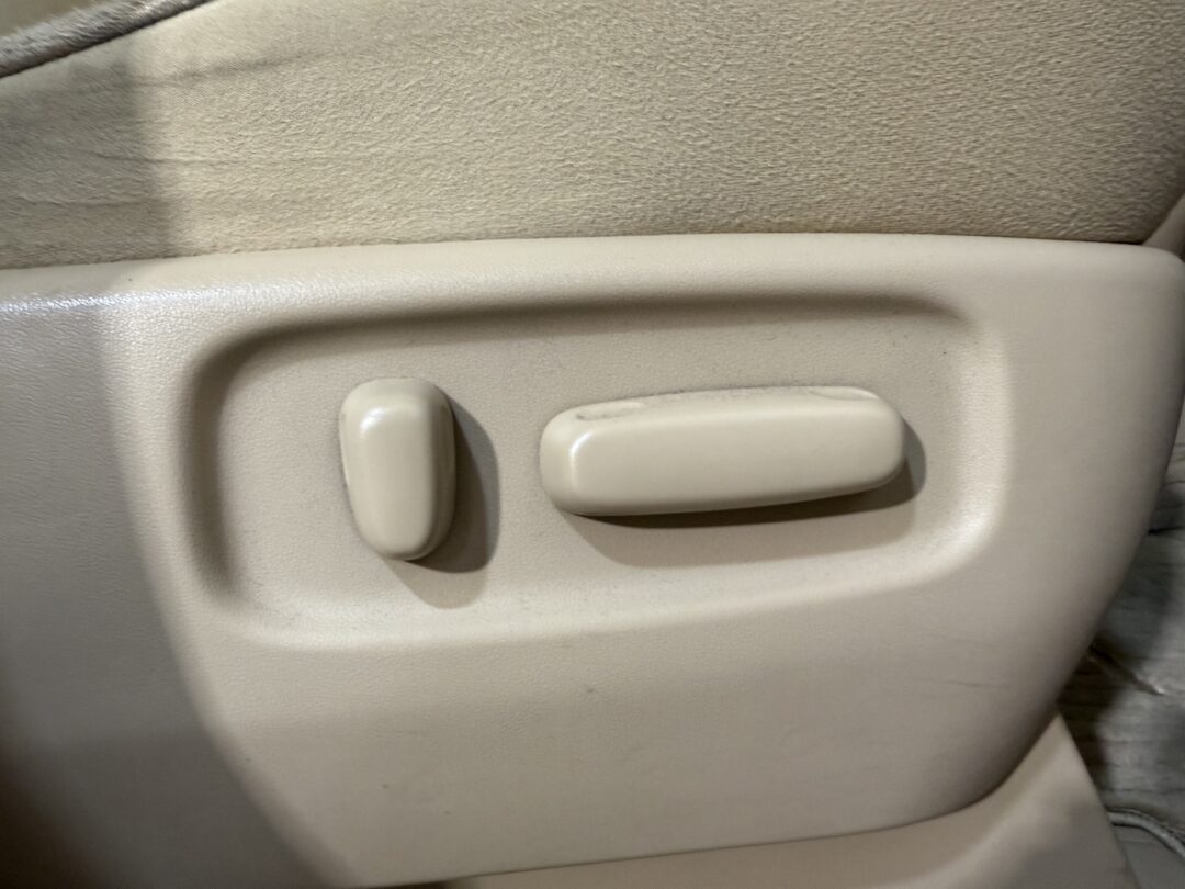 エスティマ 8202