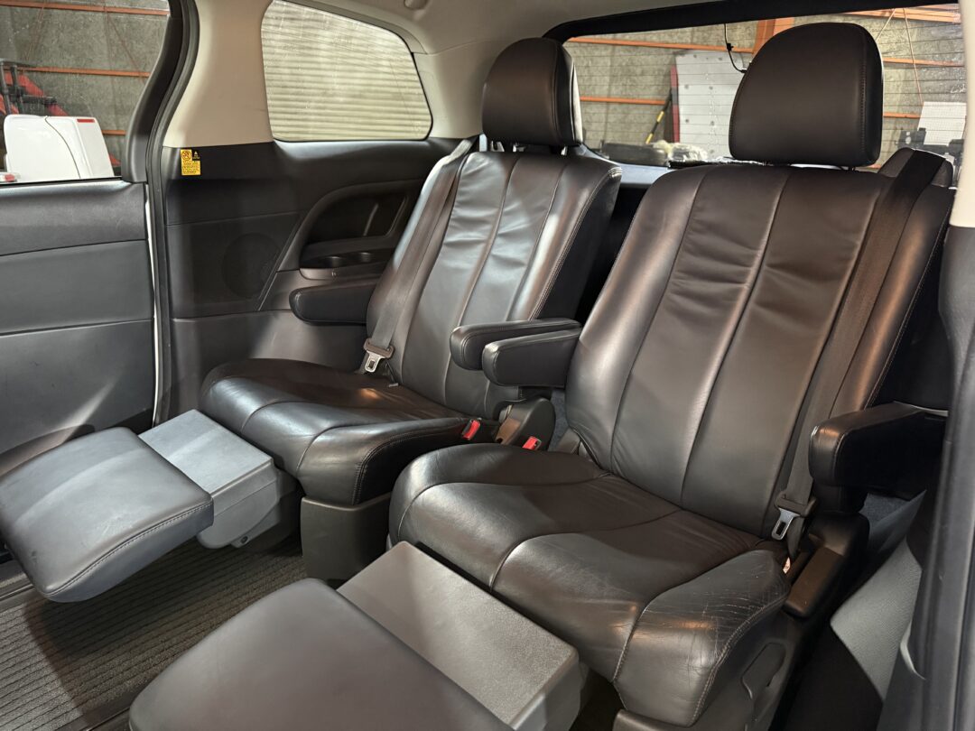 エスティマ 5718