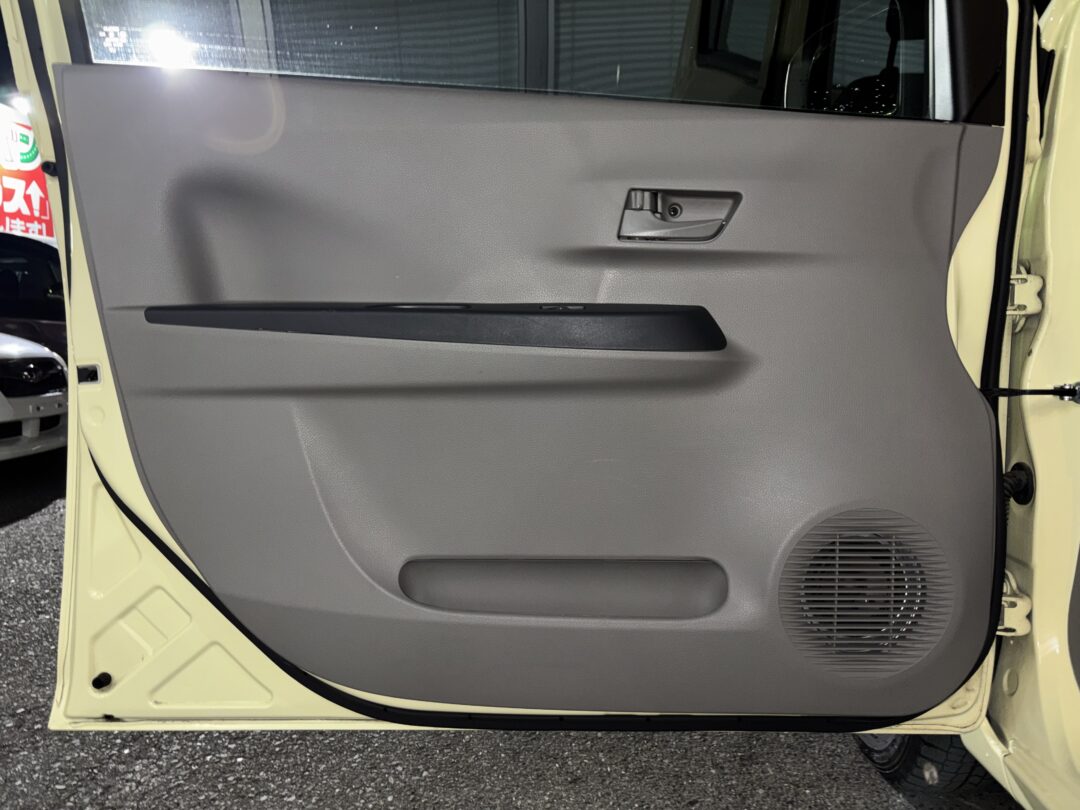 ミライース 7369