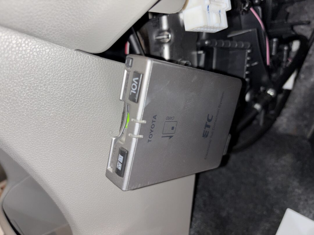 ミライース 7369