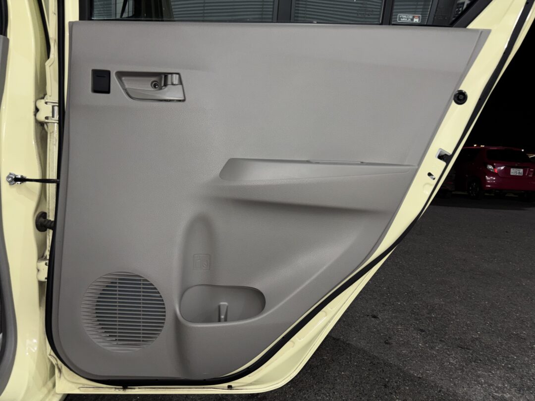 ミライース 7369