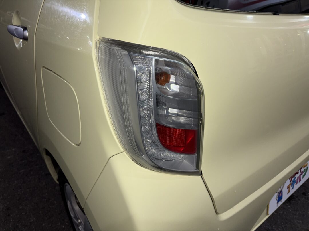 ミライース 7369