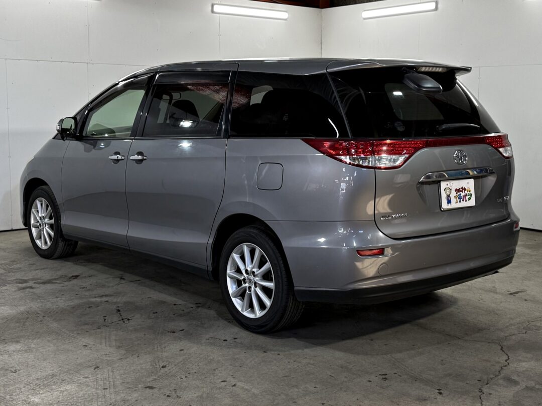 エスティマ 8202