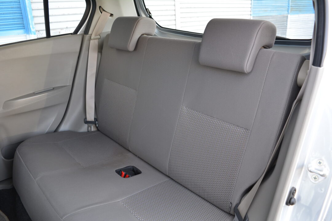 ミライース 1571