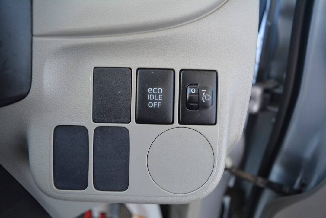 ミライース 1571