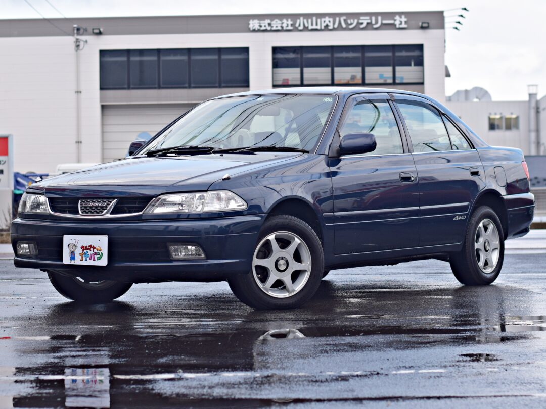 カリーナセダン 4716