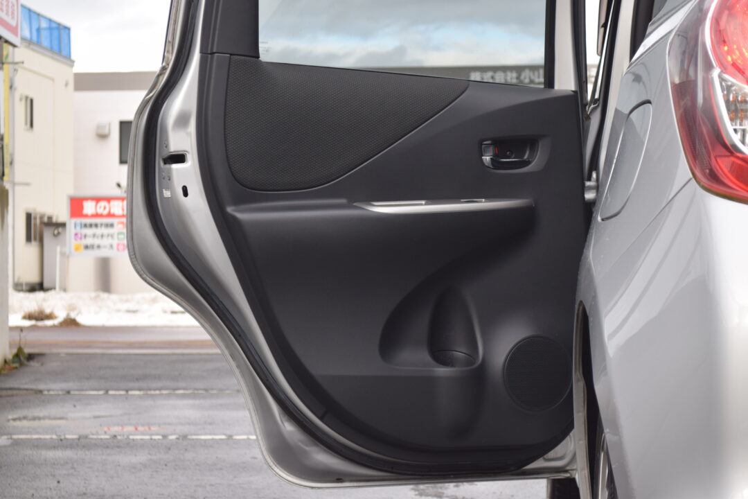 ラクティス 6824