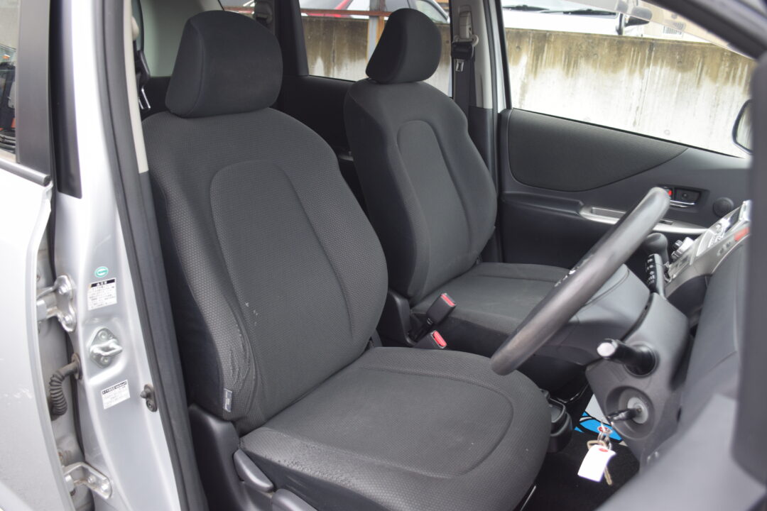 ラクティス 6824