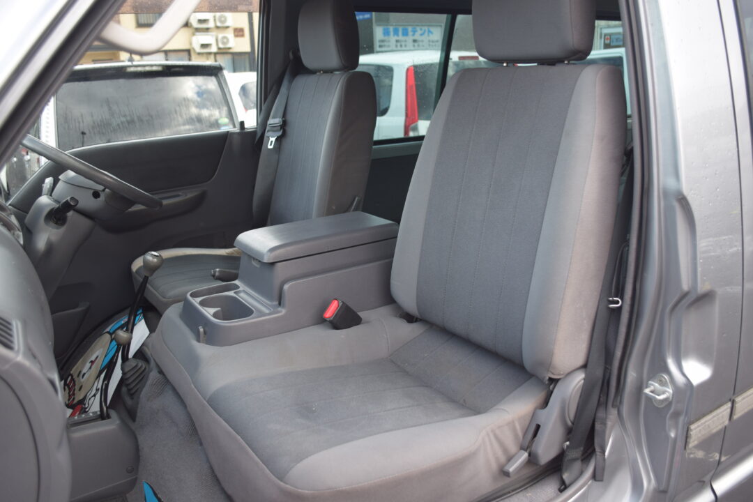 ボンゴバン 4368